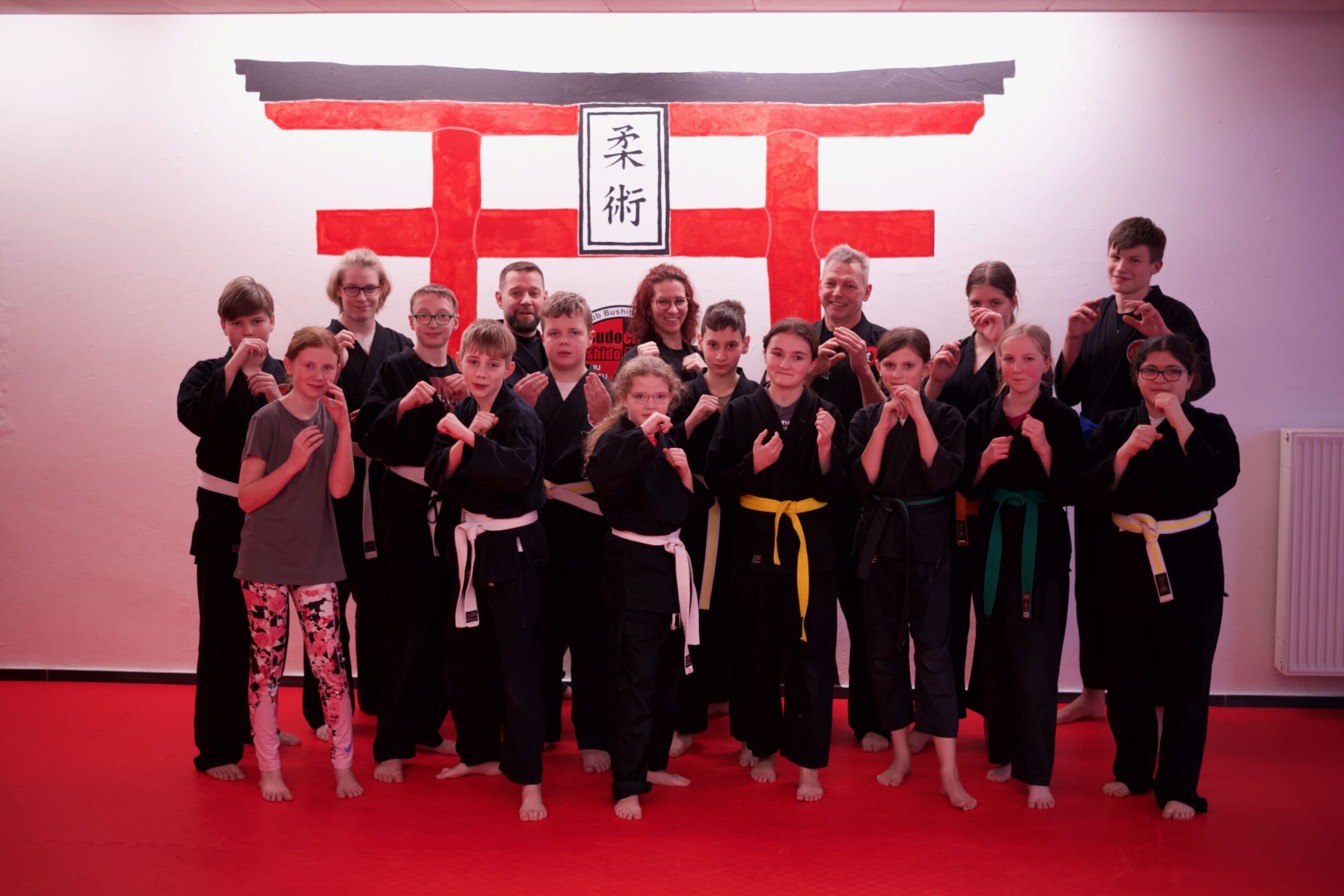 Jugendliche im Ju-Jutsu-Training